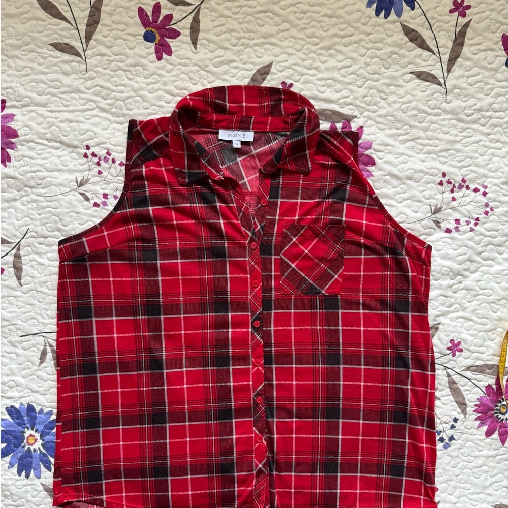Red Plaid Sleeveless Top XL
